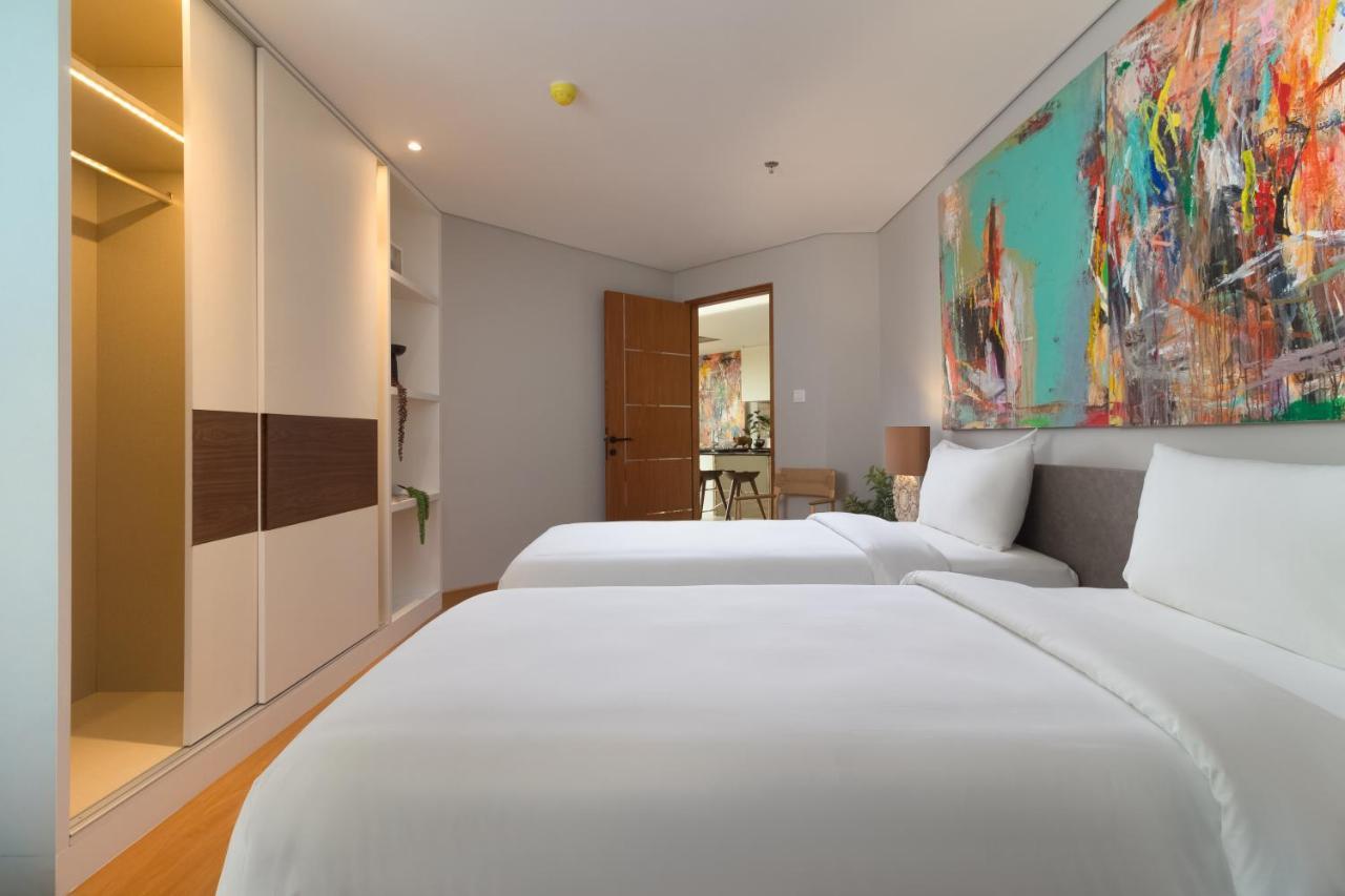 Beachwalk Residence Kuta  Exterior photo