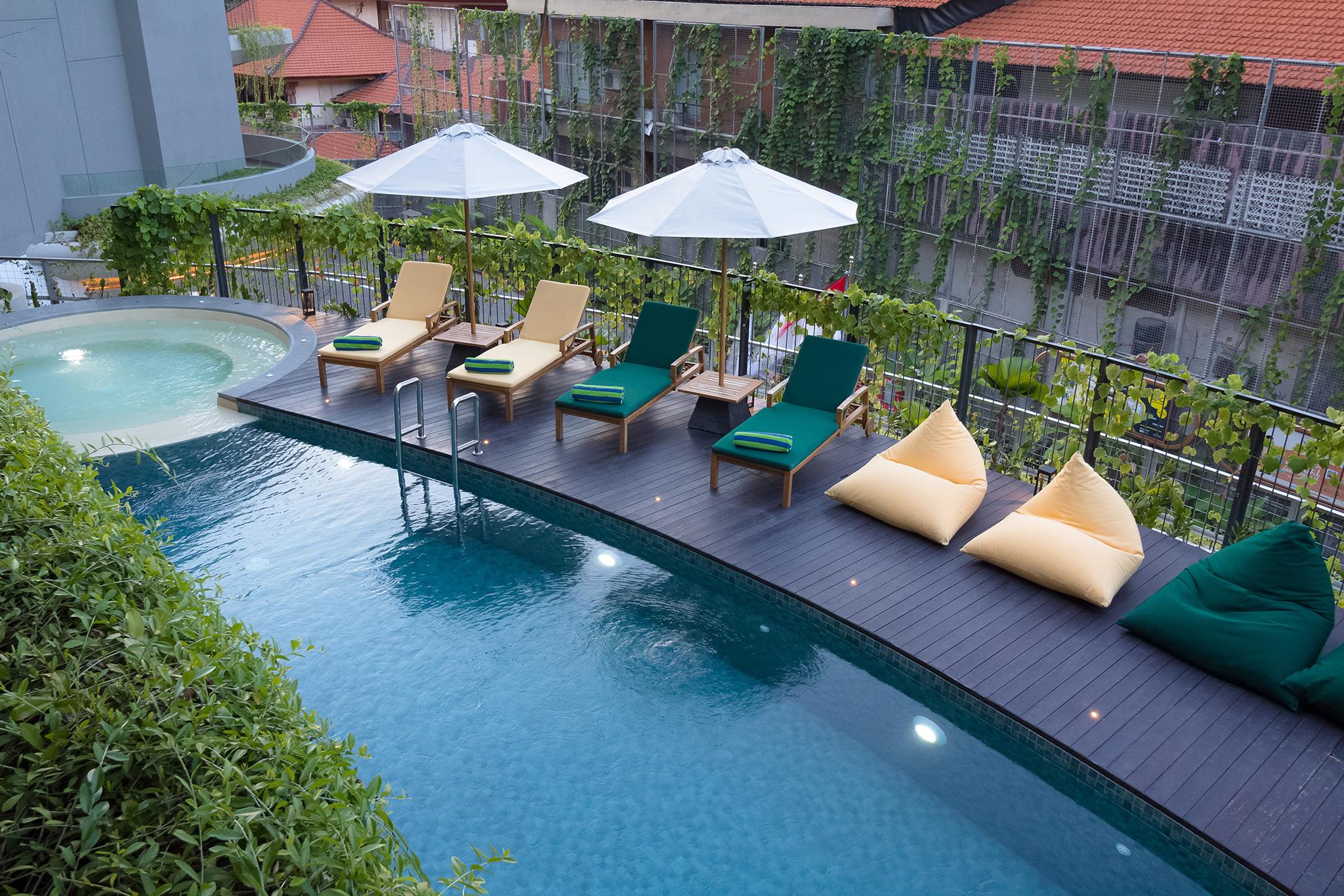 Beachwalk Residence Kuta  Exterior photo